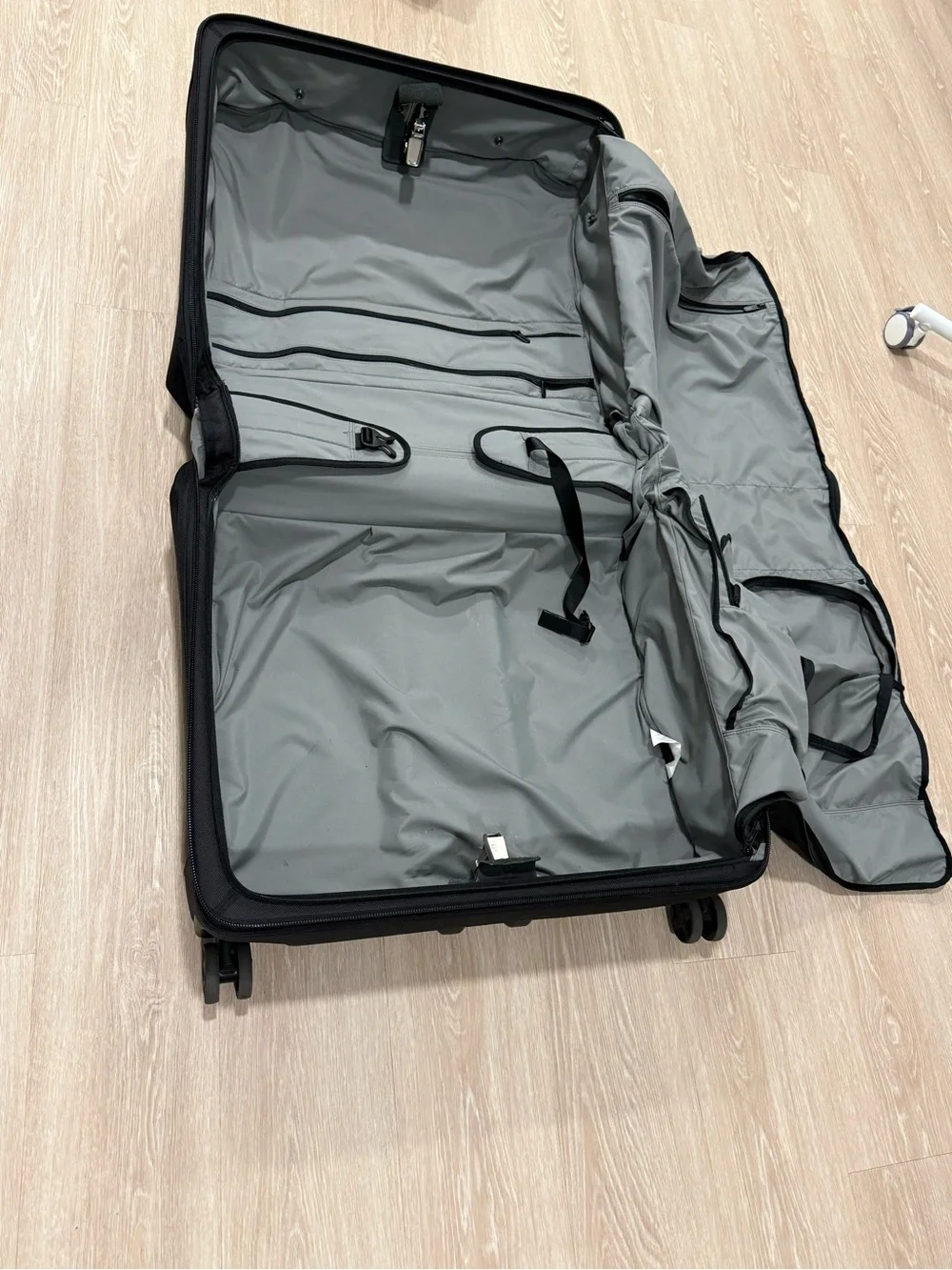 Victorinox Black Rolling Laptop Case with Telescopic Handle